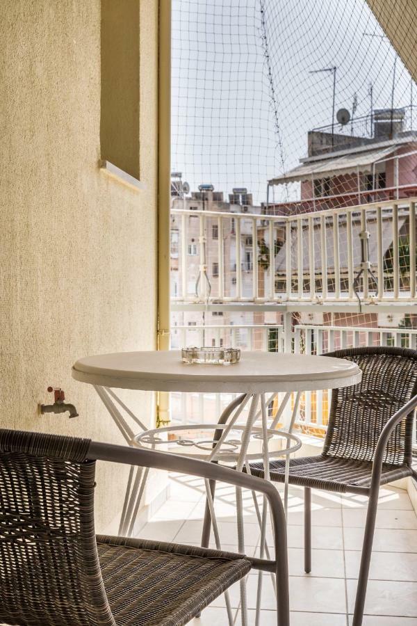 Classy 2 Bedroom Apartment Near Acropolis & Metro Athen Exterior foto