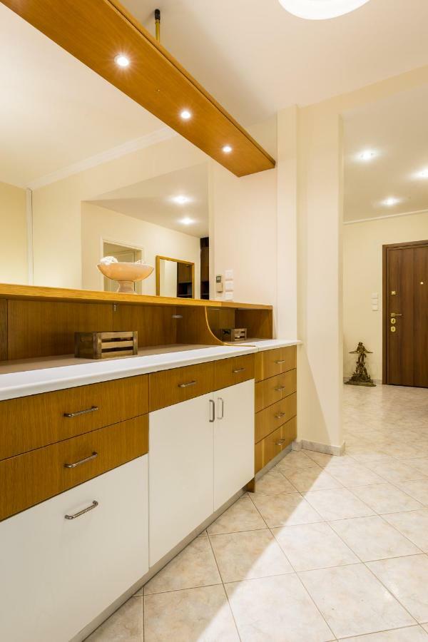 Classy 2 Bedroom Apartment Near Acropolis & Metro Athen Exterior foto